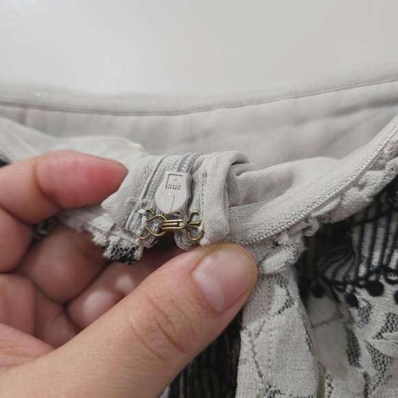 J.O.A. Revolve Tiered Off The Shoulder Lace Mini Dress in Nude Black, Size M - Picture 11 of 16